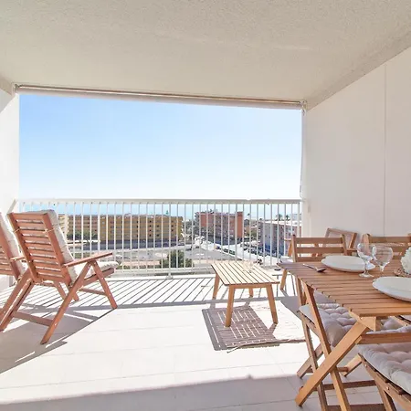 Global Properties, Con Vistas Al Mar,